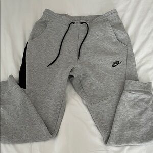 Nike tech fleece jogger